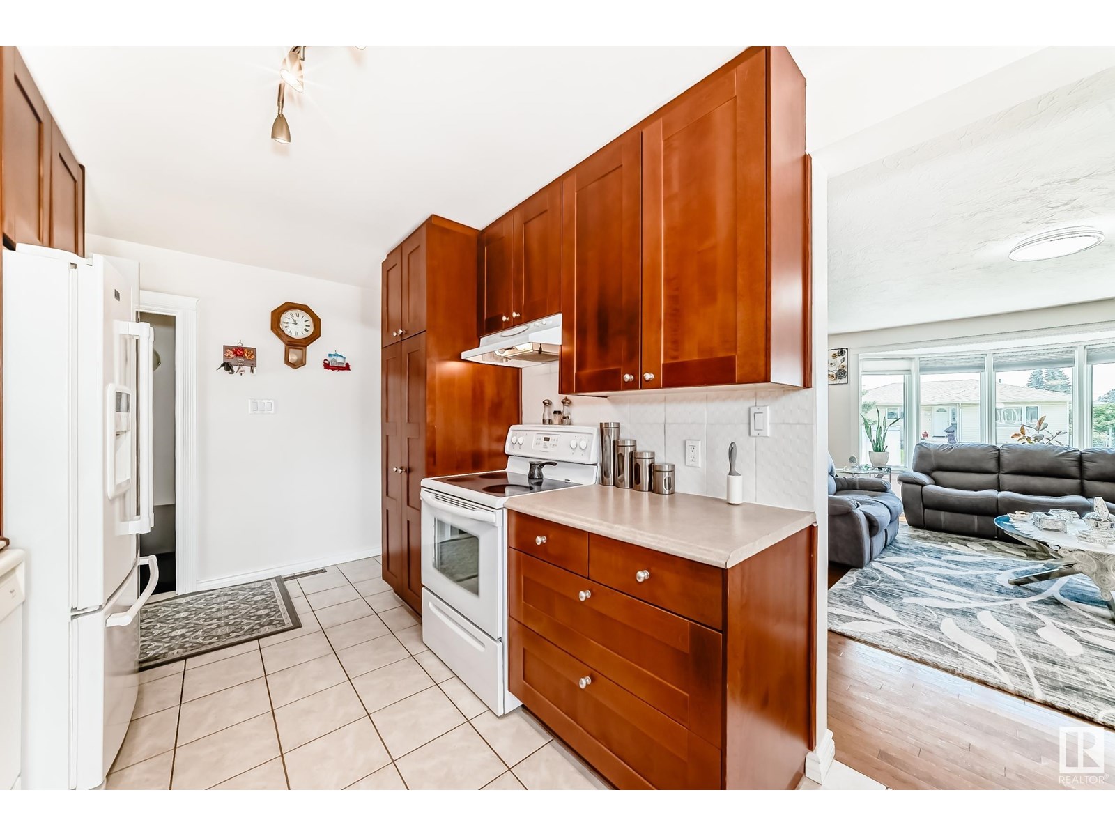 13410 134 Av Nw, Edmonton, Alberta  T5L 3V9 - Photo 14 - E4450261
