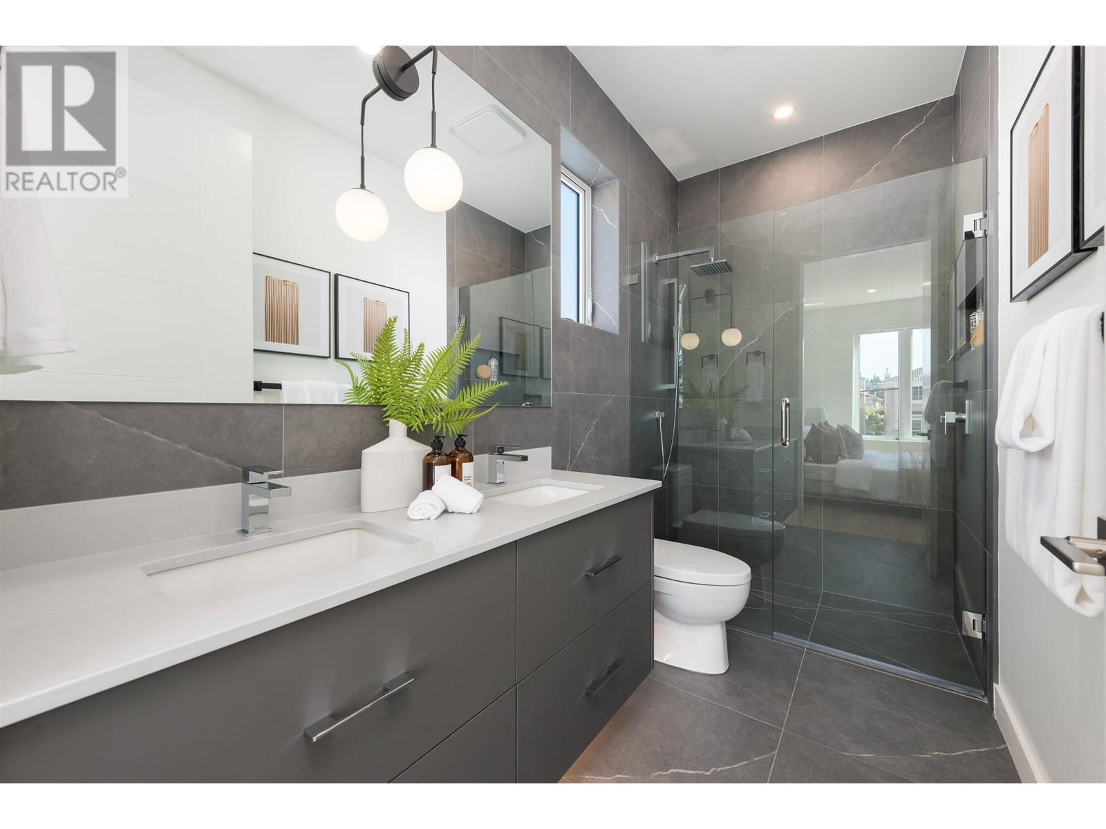 2 2750 W 19th Avenue, Vancouver, British Columbia  V6L 1E3 - Photo 16 - R3031724