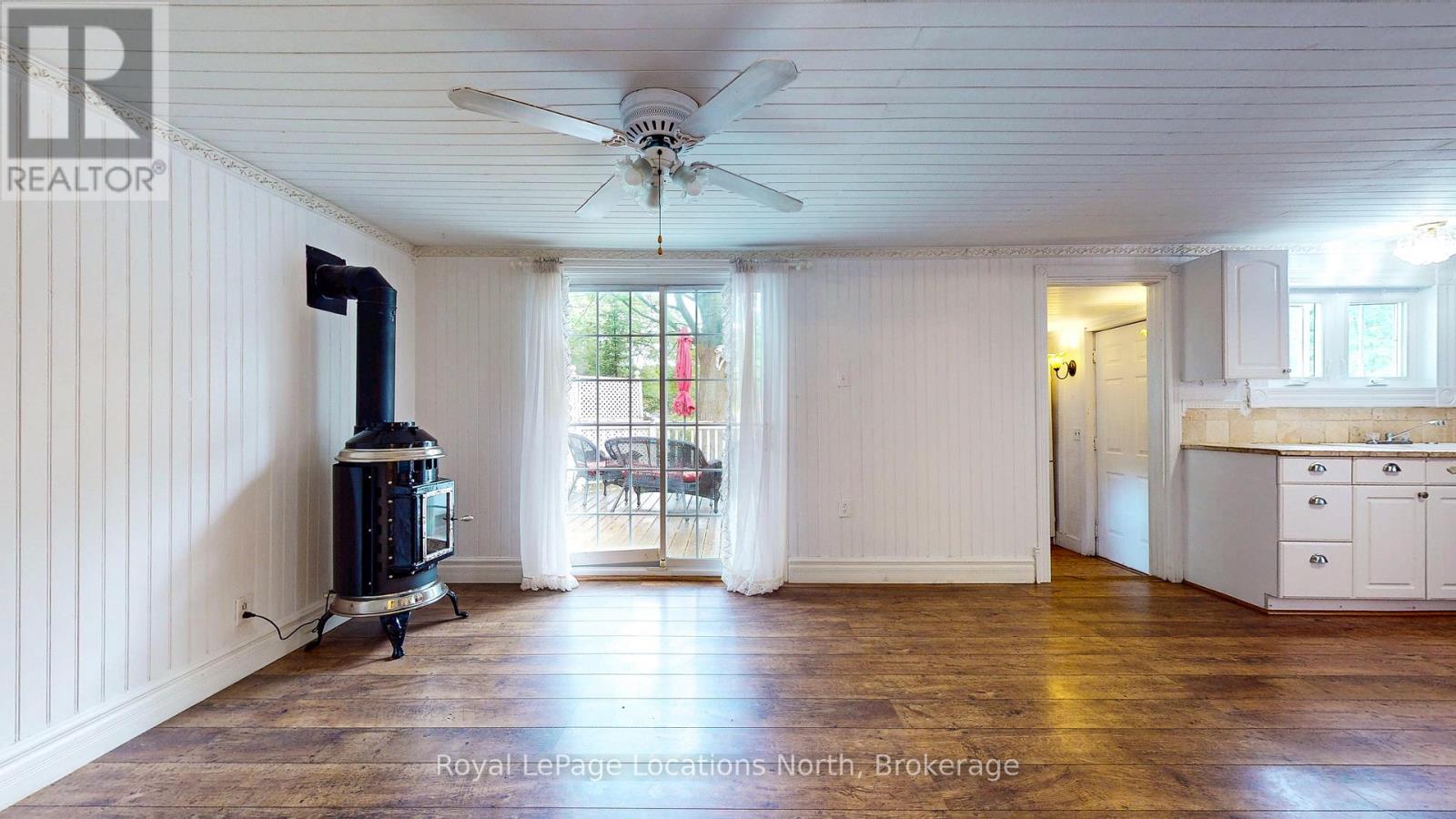 60 Parkwood Drive, Wasaga Beach, Ontario  L9Z 2T2 - Photo 24 - S12285366