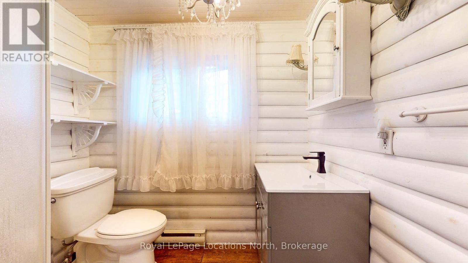 60 Parkwood Drive, Wasaga Beach, Ontario  L9Z 2T2 - Photo 19 - S12285366