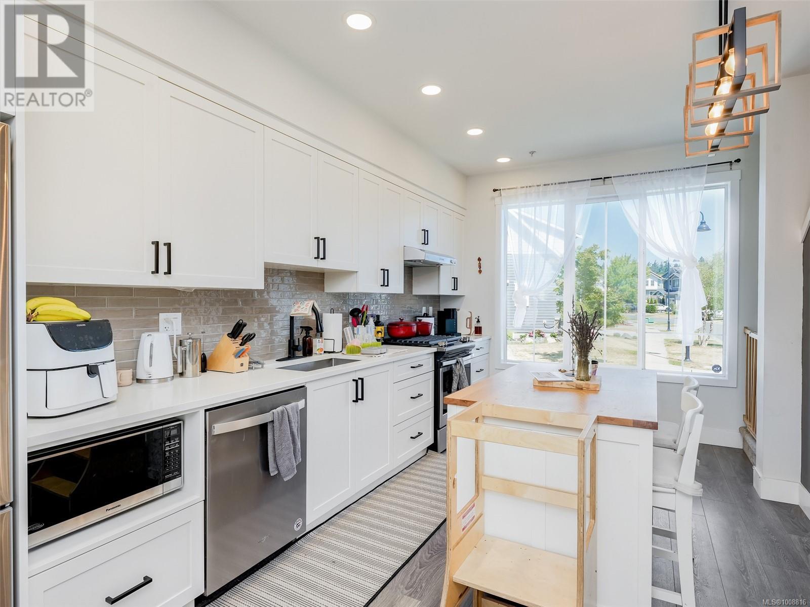 159 3501 Dunlin St, Colwood, British Columbia  V9C 0P7 - Photo 6 - 1008816