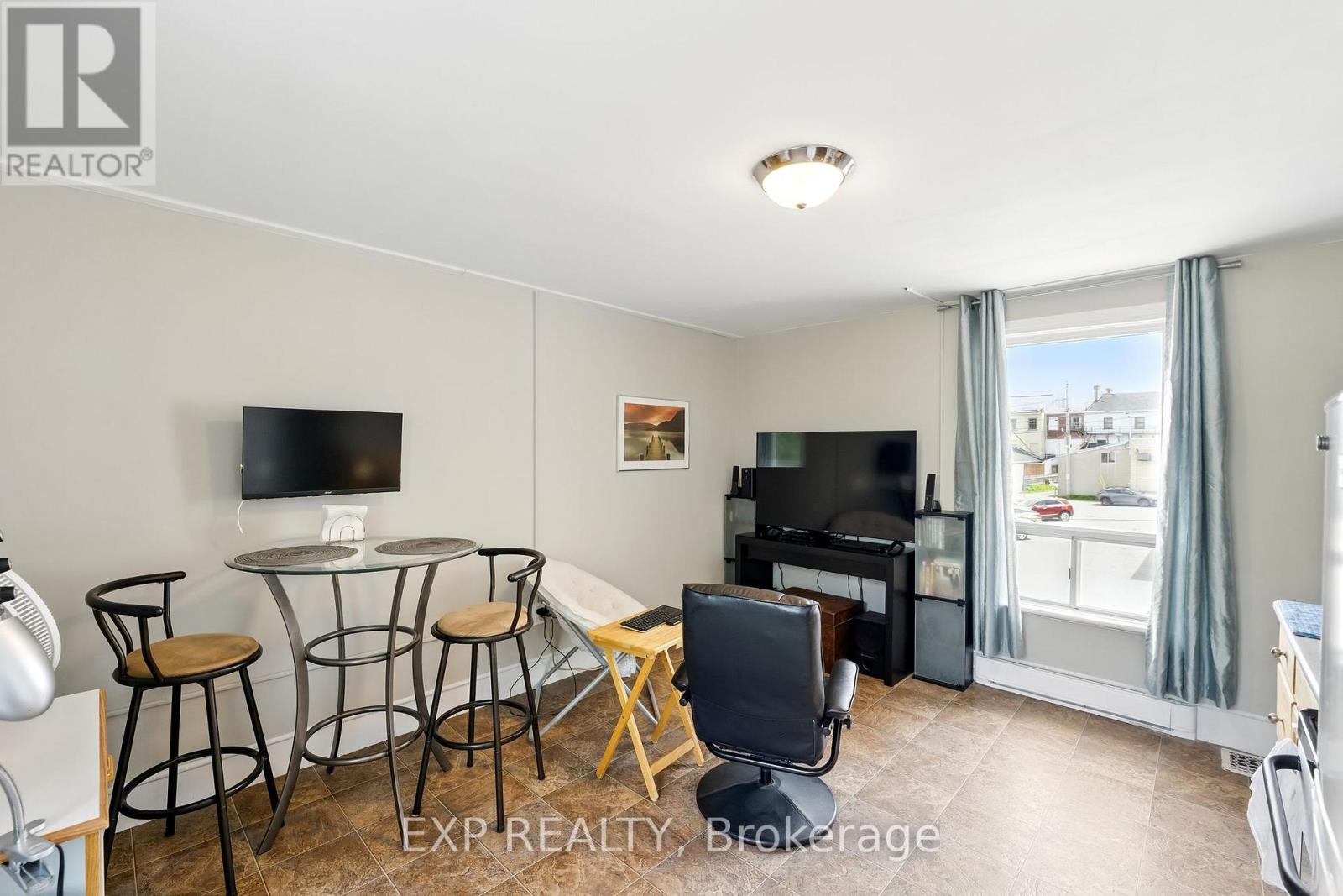 46 Covert Street, Cobourg, Ontario  K9A 2L6 - Photo 24 - X12314368