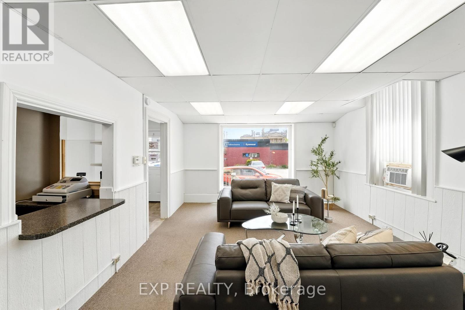 46 Covert Street, Cobourg, Ontario  K9A 2L6 - Photo 7 - X12314368