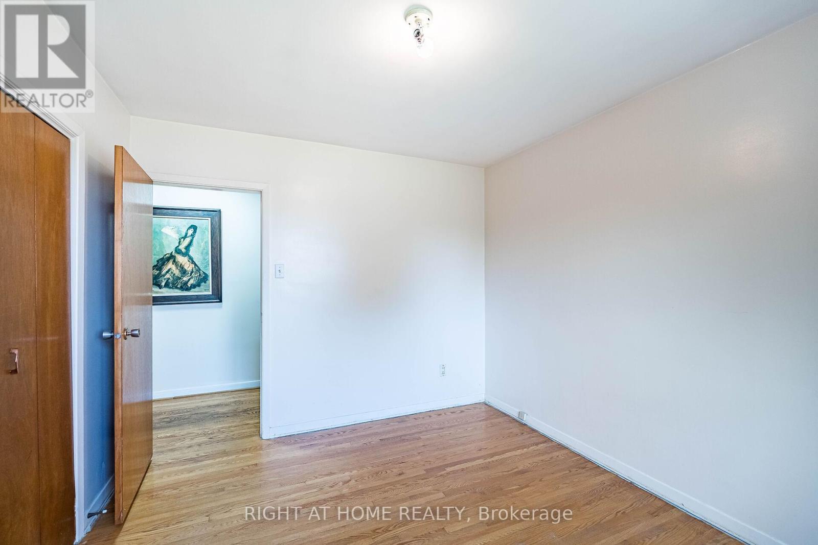 233 Faywood Boulevard, Toronto, Ontario  M3H 2Y3 - Photo 22 - C12308943