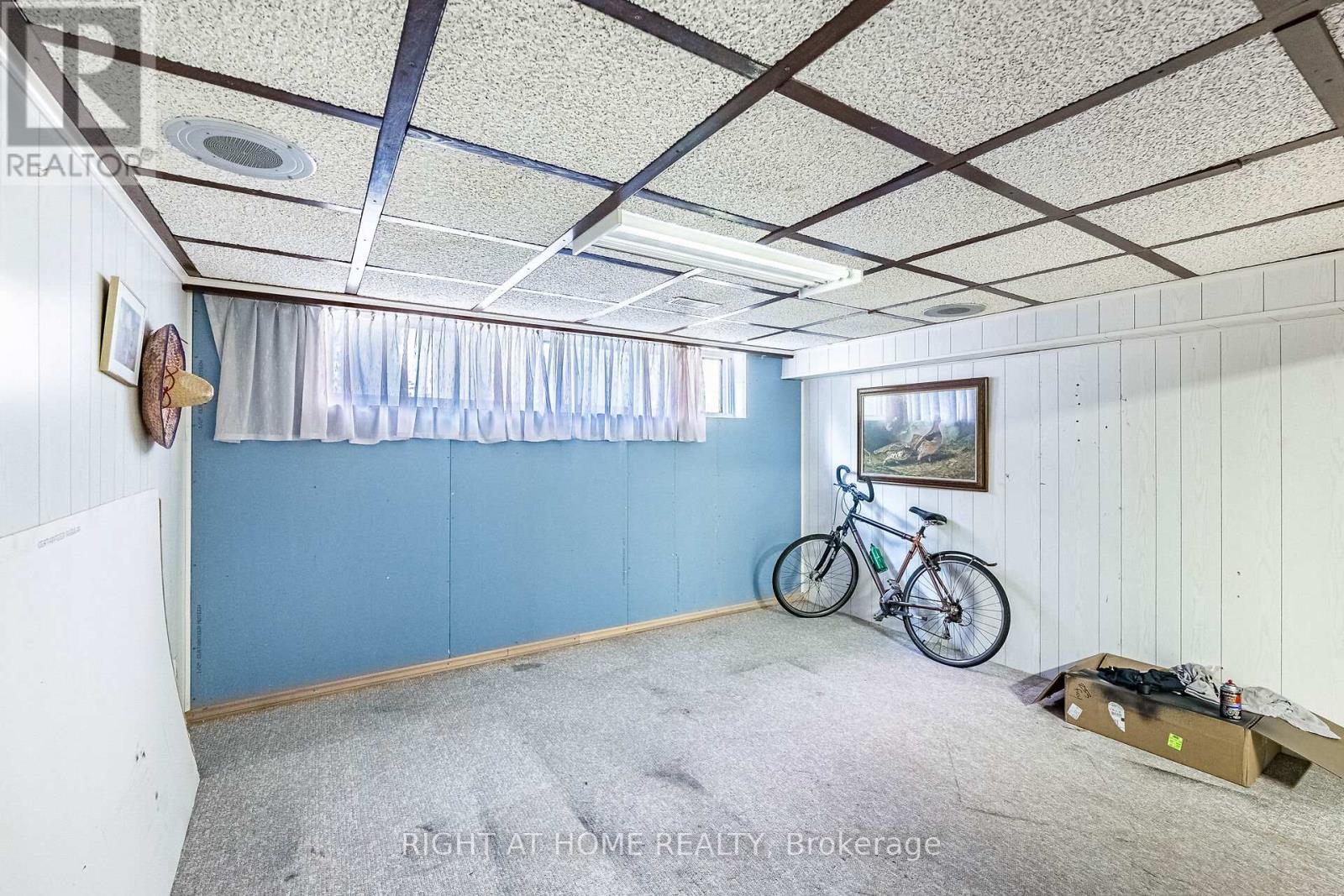 233 Faywood Boulevard, Toronto, Ontario  M3H 2Y3 - Photo 39 - C12308943
