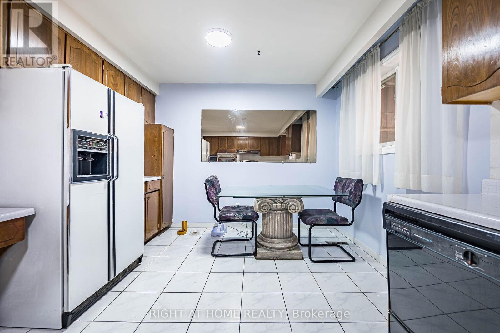 233 Faywood Boulevard, Toronto, Ontario  M3H 2Y3 - Photo 16 - C12308943