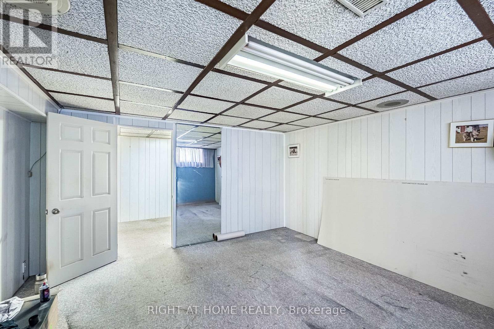 233 Faywood Boulevard, Toronto, Ontario  M3H 2Y3 - Photo 40 - C12308943