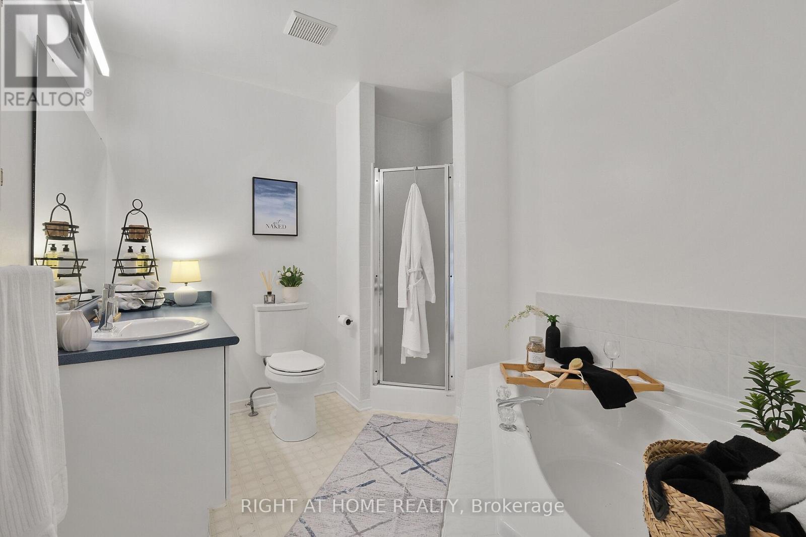 85 Thornbury Crescent, Ottawa, Ontario  K2G 6C4 - Photo 17 - X12314354