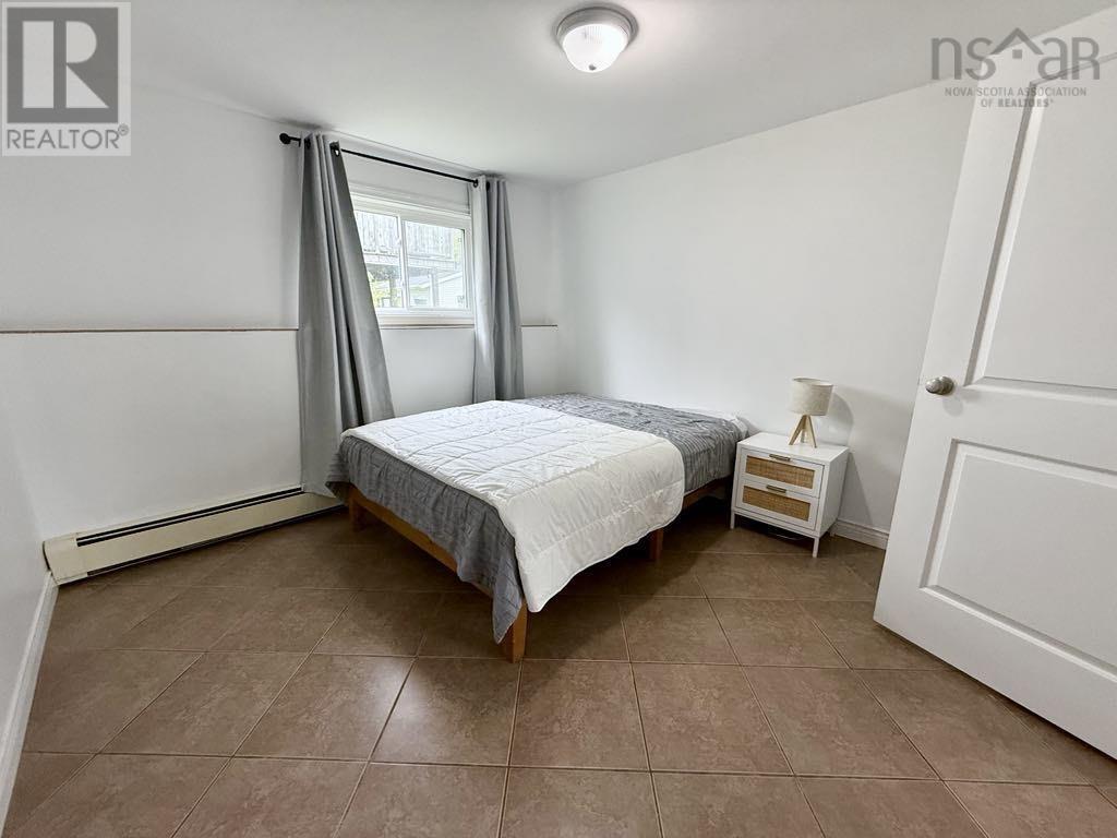 38 Beacon Street, Yarmouth, Nova Scotia  B5A 2W4 - Photo 19 - 202514652