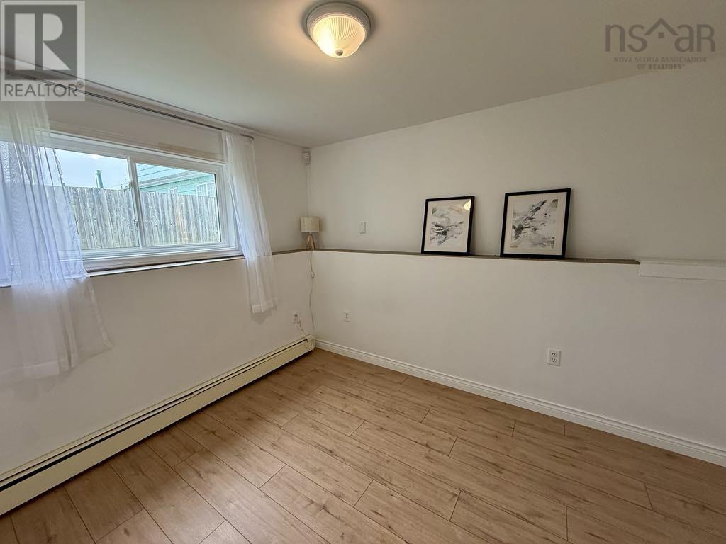 38 Beacon Street, Yarmouth, Nova Scotia  B5A 2W4 - Photo 20 - 202514652