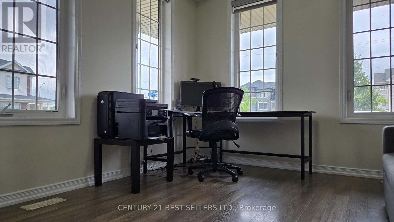 1 Smith Road, Thorold (Hurricane/merrittville), Ontario  L3B 0E9 - Photo 12 - X12314355