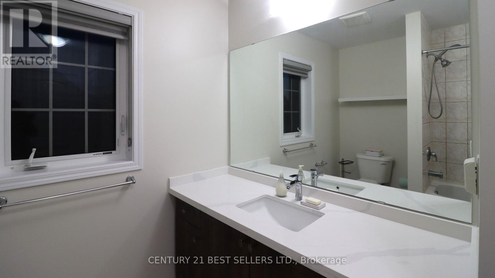 1 Smith Road, Thorold (Hurricane/merrittville), Ontario  L3B 0E9 - Photo 17 - X12314355