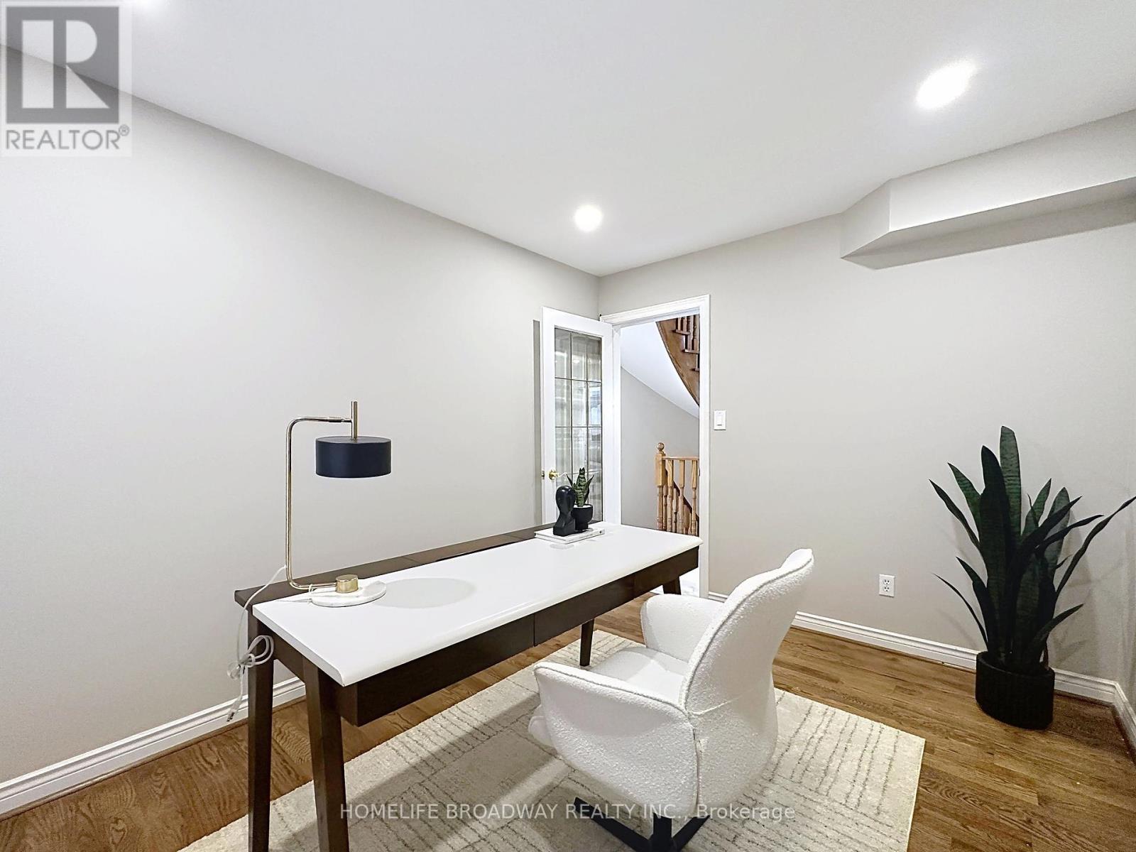 1 Hearthstone Crescent, Richmond Hill, Ontario  L4B 3E2 - Photo 30 - N12314370