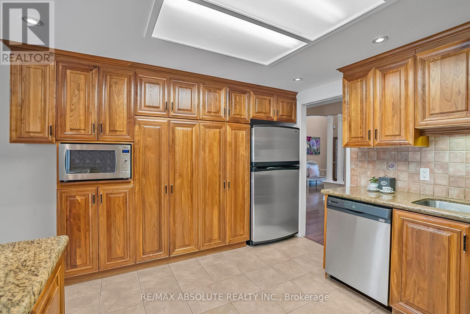 1513 Apeldoorn Avenue, Ottawa, Ontario  K2C 1V2 - Photo 13 - X12314416