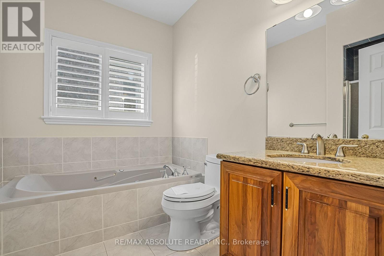 1513 Apeldoorn Avenue, Ottawa, Ontario  K2C 1V2 - Photo 26 - X12314416