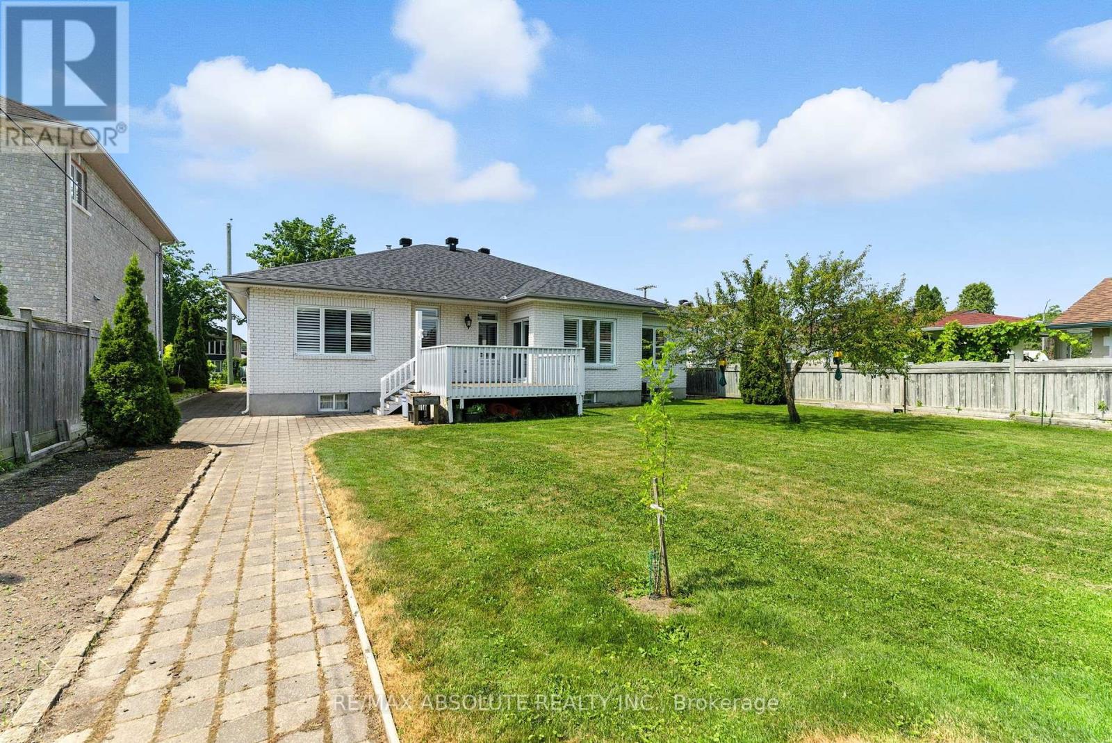 1513 Apeldoorn Avenue, Ottawa, Ontario  K2C 1V2 - Photo 48 - X12314416