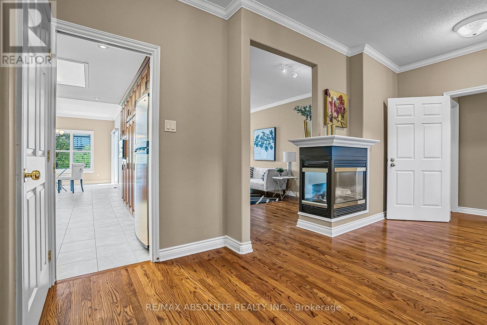1513 Apeldoorn Avenue, Ottawa, Ontario  K2C 1V2 - Photo 7 - X12314416