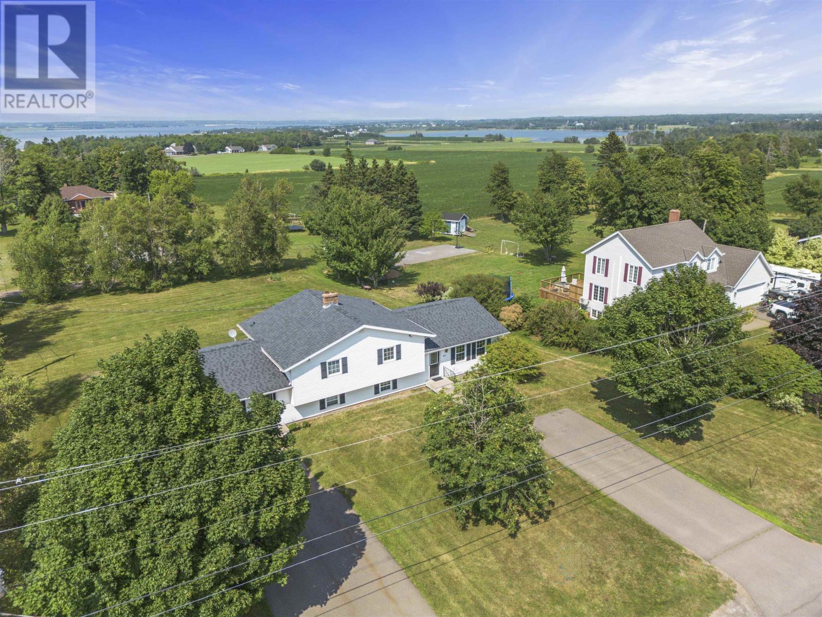 419-421 Bunbury, Stratford, Prince Edward Island  C1B 3M4 - Photo 37 - 202519072