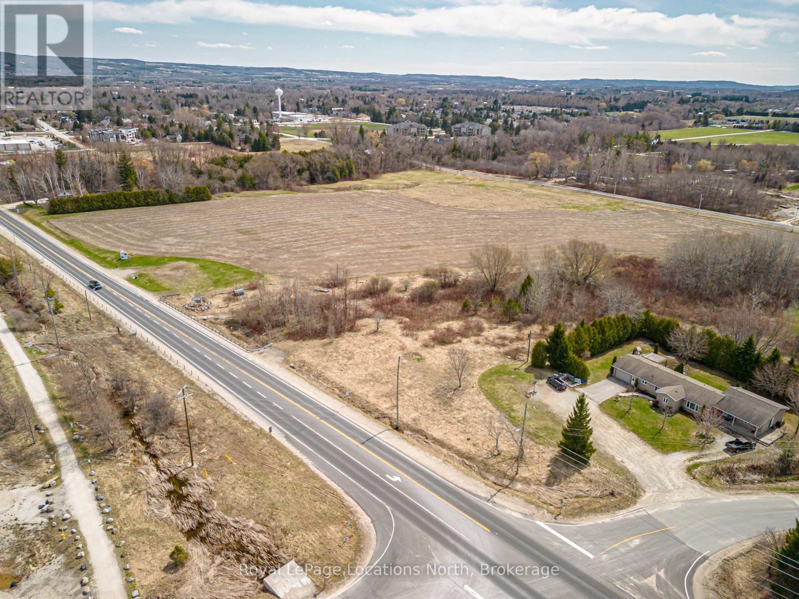 203 Arthur Street W, Blue Mountains, Ontario  N0H 2P0 - Photo 12 - X12314391