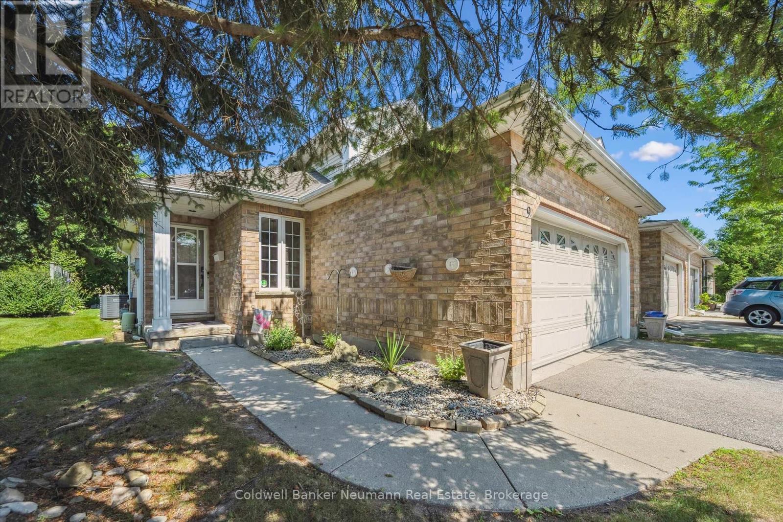 9 - 1550 Gordon Street, Guelph (Pineridge/westminster Woods), Ontario  N1L 1C7 - Photo 2 - X12314392