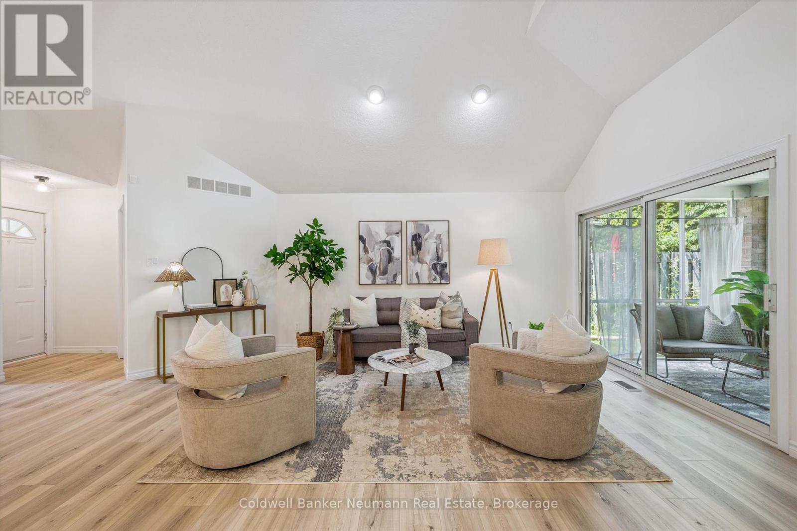 9 - 1550 Gordon Street, Guelph (Pineridge/westminster Woods), Ontario  N1L 1C7 - Photo 4 - X12314392