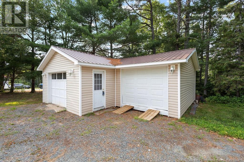 168 Mccosh Crescent, Miramichi, New Brunswick  E1V 5W8 - Photo 4 - NB119221