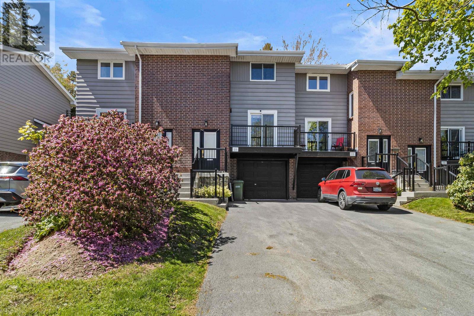 Property at 21 Braeside Lane image 1