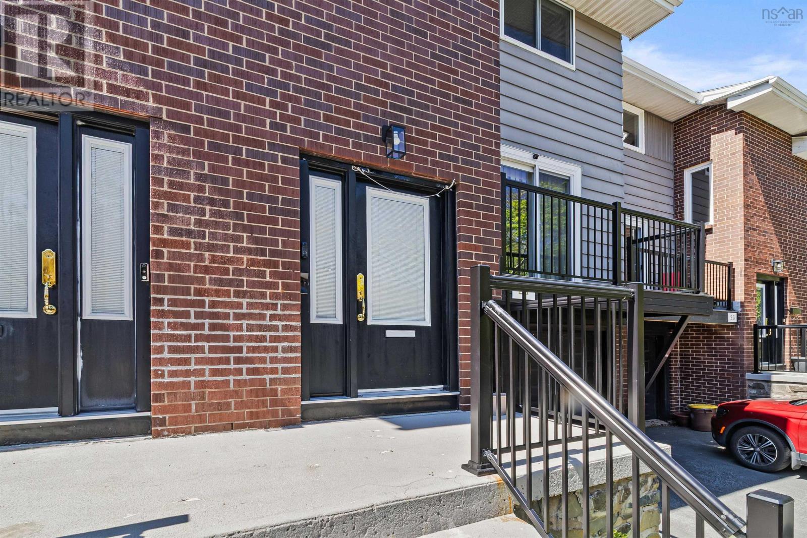 Property at 21 Braeside Lane image 4