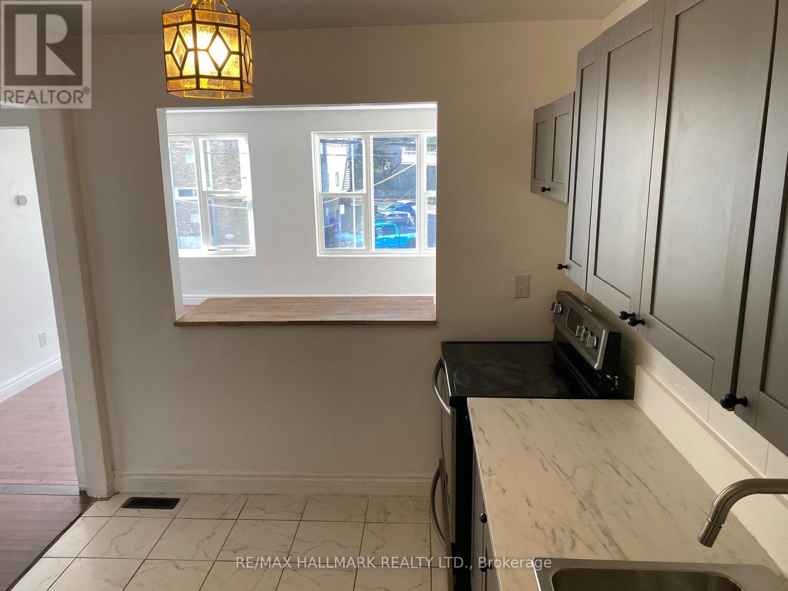 1239a Woodbine Avenue, Toronto, Ontario  M4C 4E5 - Photo 12 - E12314409