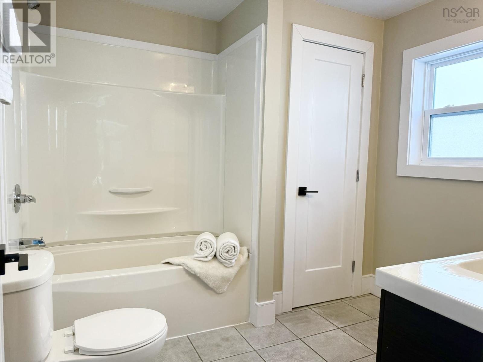 249 Portland Street, Dartmouth, Nova Scotia  B2Y 1J8 - Photo 15 - 202518523