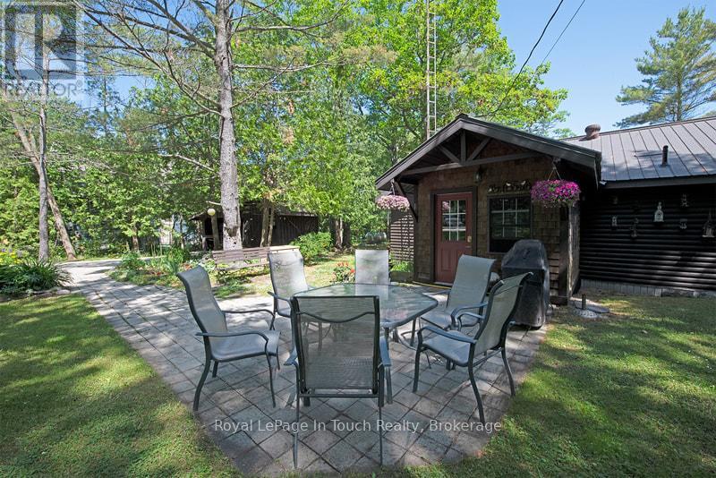 211 Pickerel Point Road, Georgian Bay, Ontario  L0K 1S0 - Photo 21 - X12265333