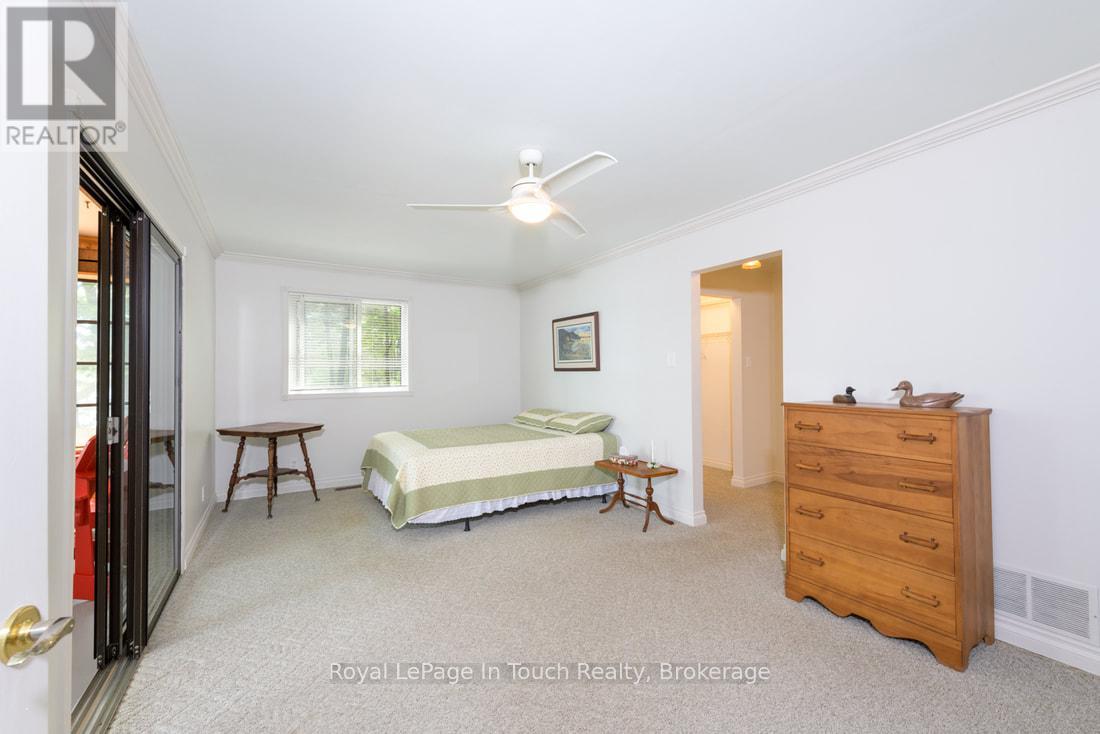 211 Pickerel Point Road, Georgian Bay, Ontario  L0K 1S0 - Photo 30 - X12265333