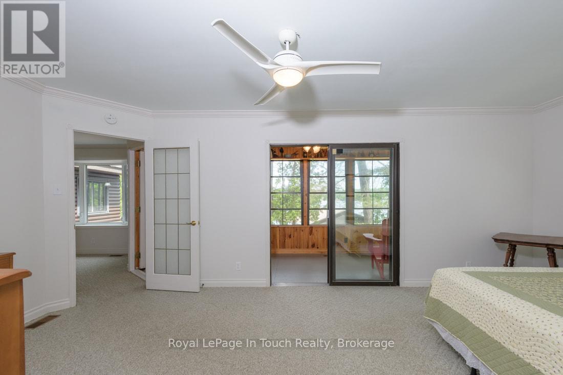 211 Pickerel Point Road, Georgian Bay, Ontario  L0K 1S0 - Photo 37 - X12265333