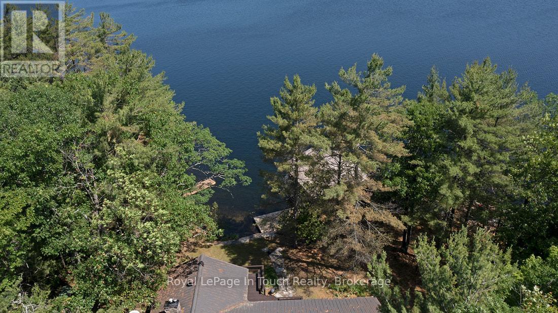 211 Pickerel Point Road, Georgian Bay, Ontario  L0K 1S0 - Photo 40 - X12265333