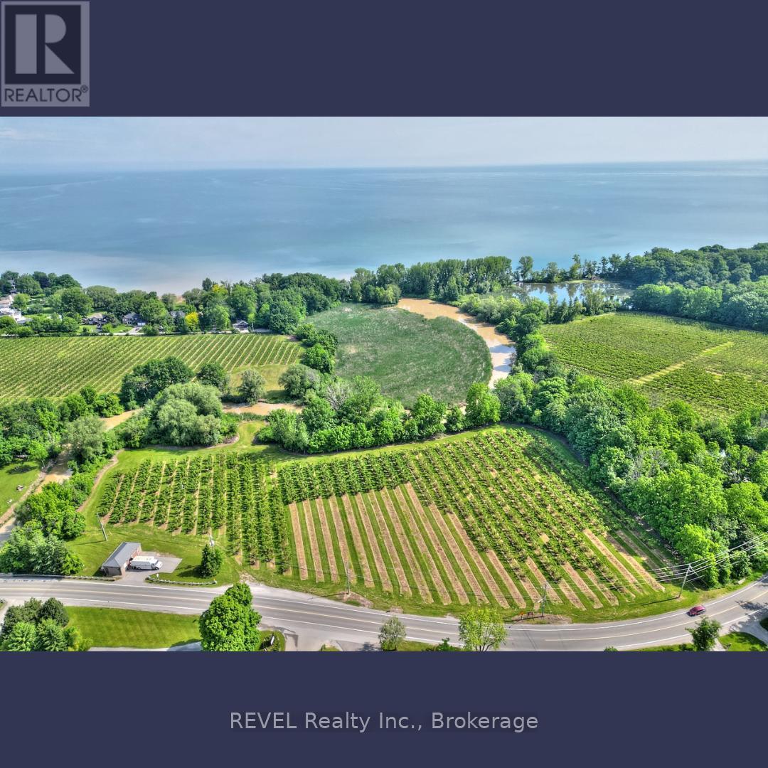 1332 Lakeshore Road, Niagara-On-The-Lake, Ontario  L0S 1J0 - Photo 2 - X12314430