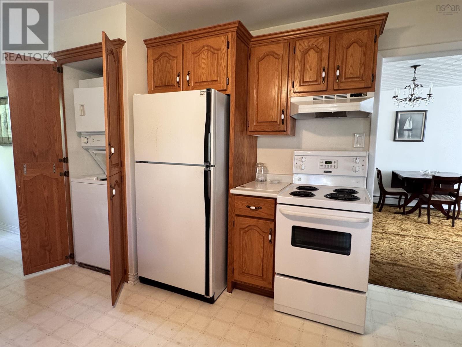 163 Upper Mclean Street, Glace Bay, Nova Scotia  B1A 2L4 - Photo 5 - 202519073