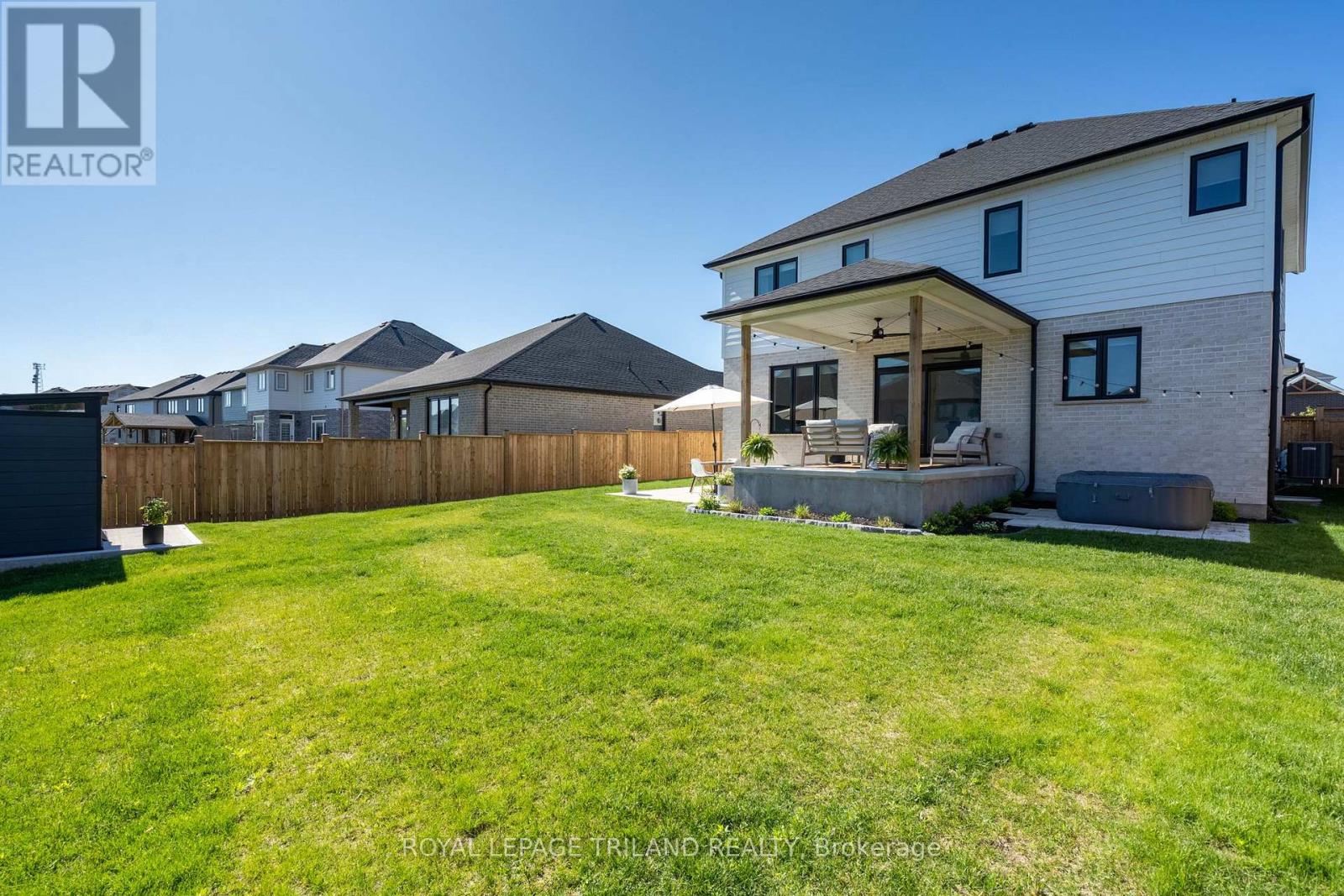 28 Hazelwood Passage, Thames Centre, Ontario  N0L 1G2 - Photo 40 - X12314464