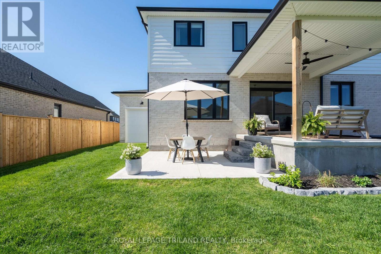 28 Hazelwood Passage, Thames Centre, Ontario  N0L 1G2 - Photo 44 - X12314464