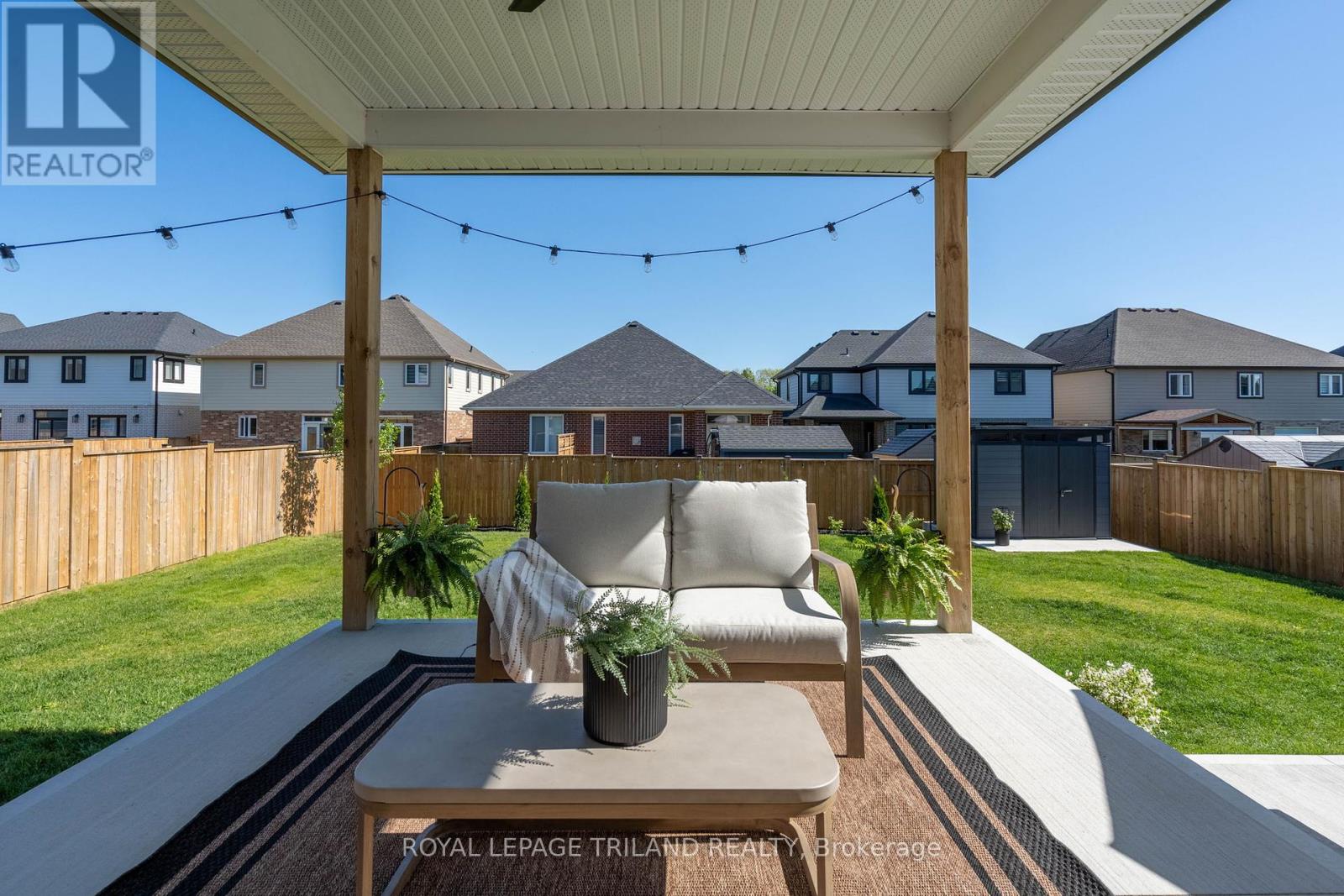 28 Hazelwood Passage, Thames Centre, Ontario  N0L 1G2 - Photo 47 - X12314464