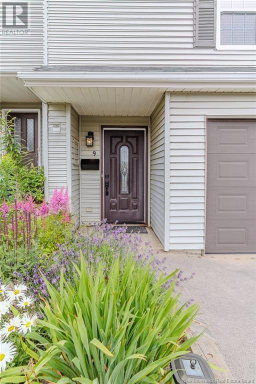 Property at 9 Windy Ridge Lane image 3