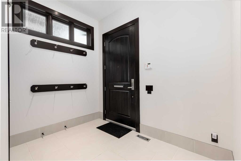 Property at 3918 16A Street SW image 3