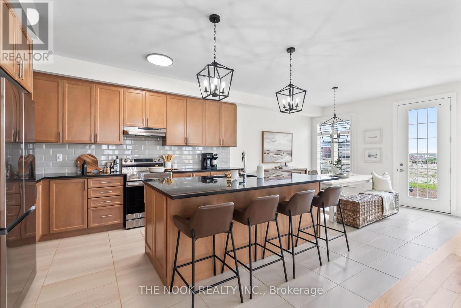 Property at 110 WAMSLEY CRESCENT image 1