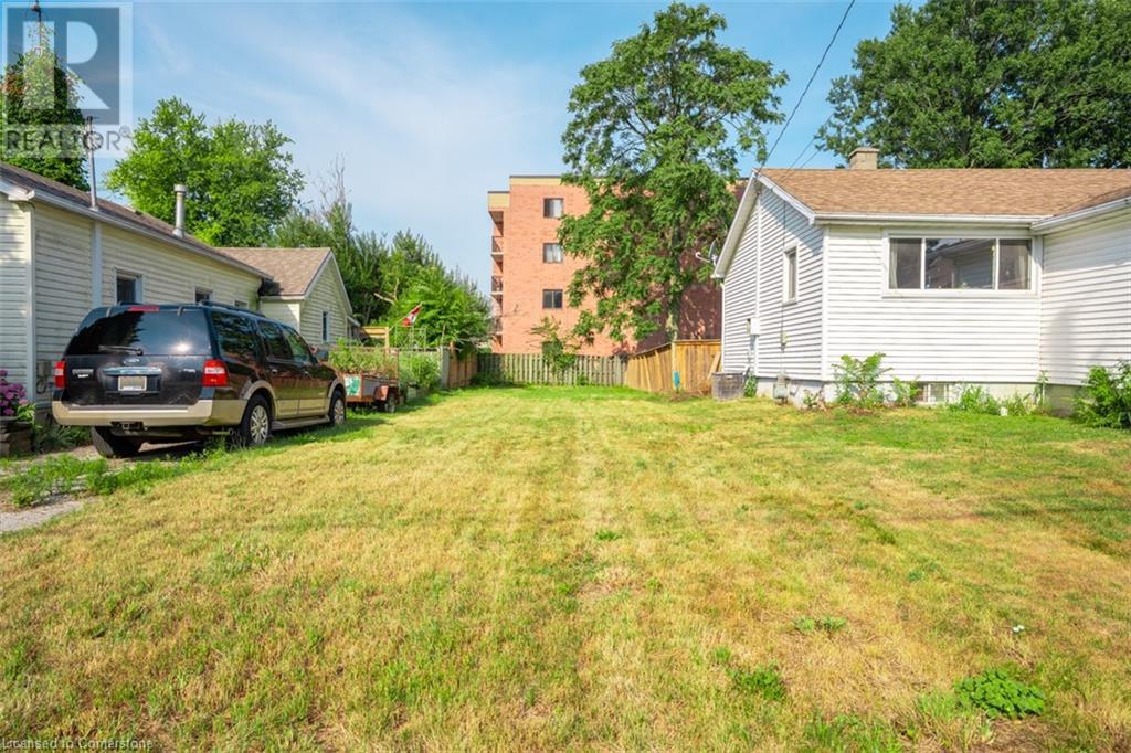 34 Prince Street S, Chatham, Ontario  N7M 4N6 - Photo 1 - 40755890