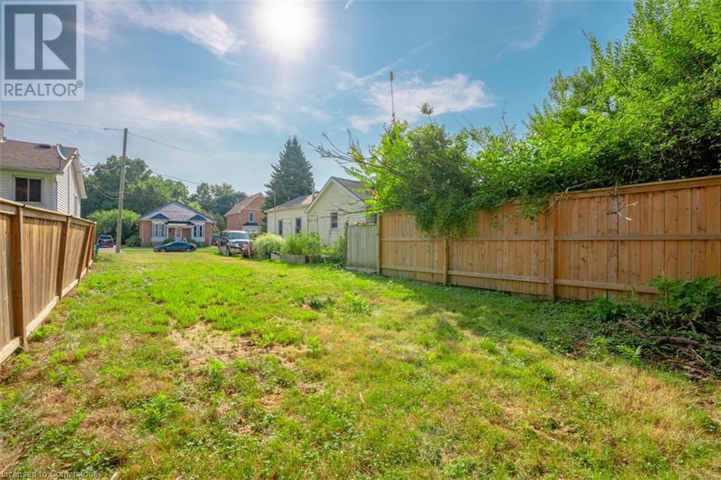 34 Prince Street S, Chatham, Ontario  N7M 4N6 - Photo 2 - 40755890