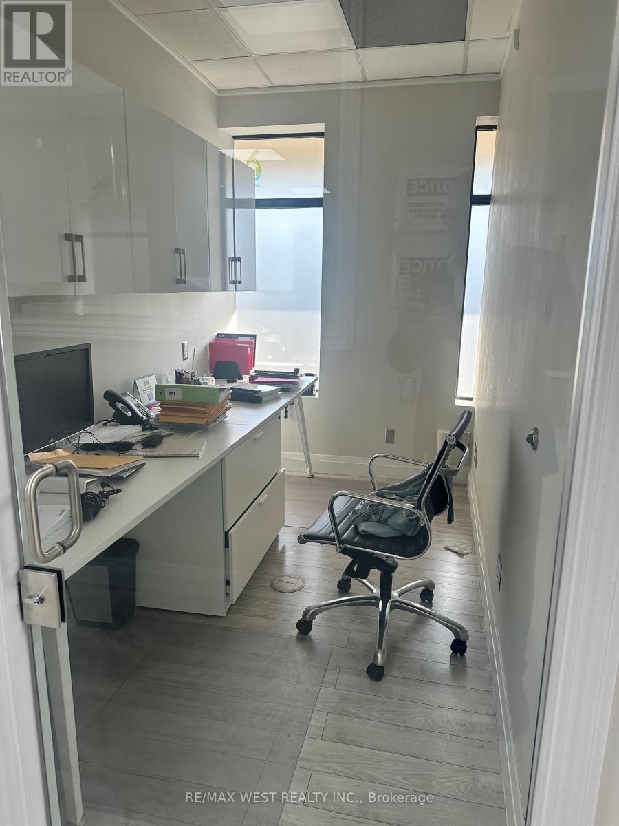 3 - 30 Pennsylvannia Avenue, Vaughan, Ontario  L6A 2V3 - Photo 4 - N11906913