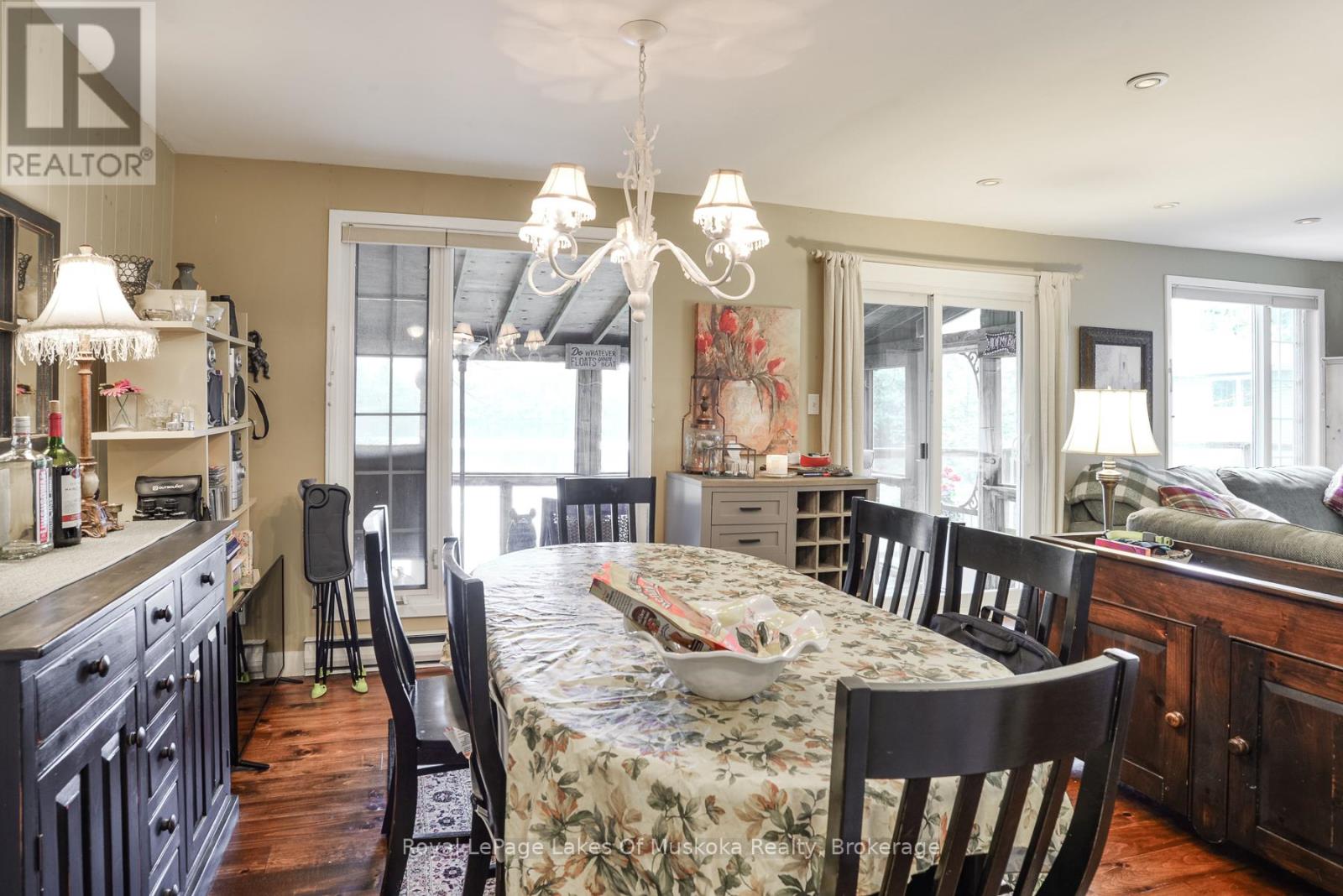1029 Lakeshore Drive, Gravenhurst, Ontario  P1P 1R2 - Photo 22 - X12125664