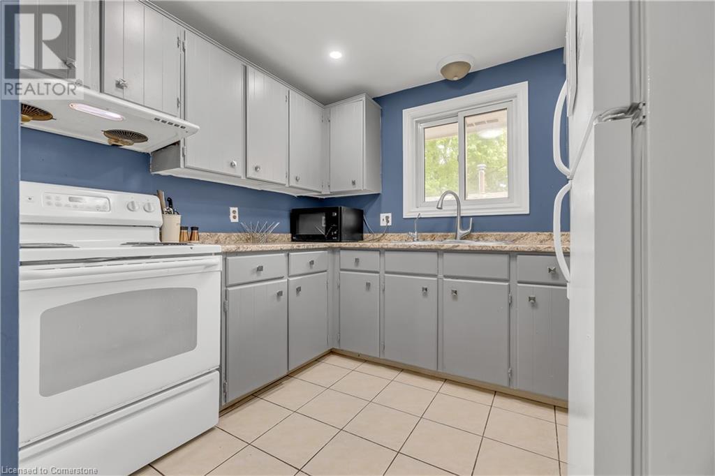 445 Drummerhill Crescent, Waterloo, Ontario  N2T 1G3 - Photo 12 - 40755894