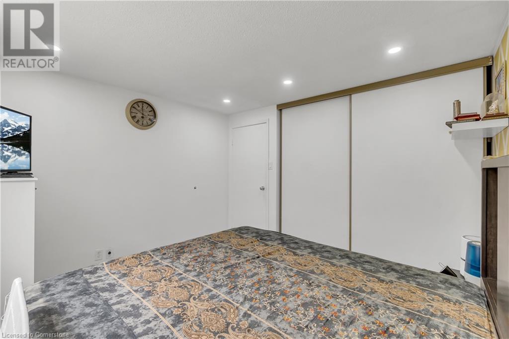 445 Drummerhill Crescent, Waterloo, Ontario  N2T 1G3 - Photo 17 - 40755894