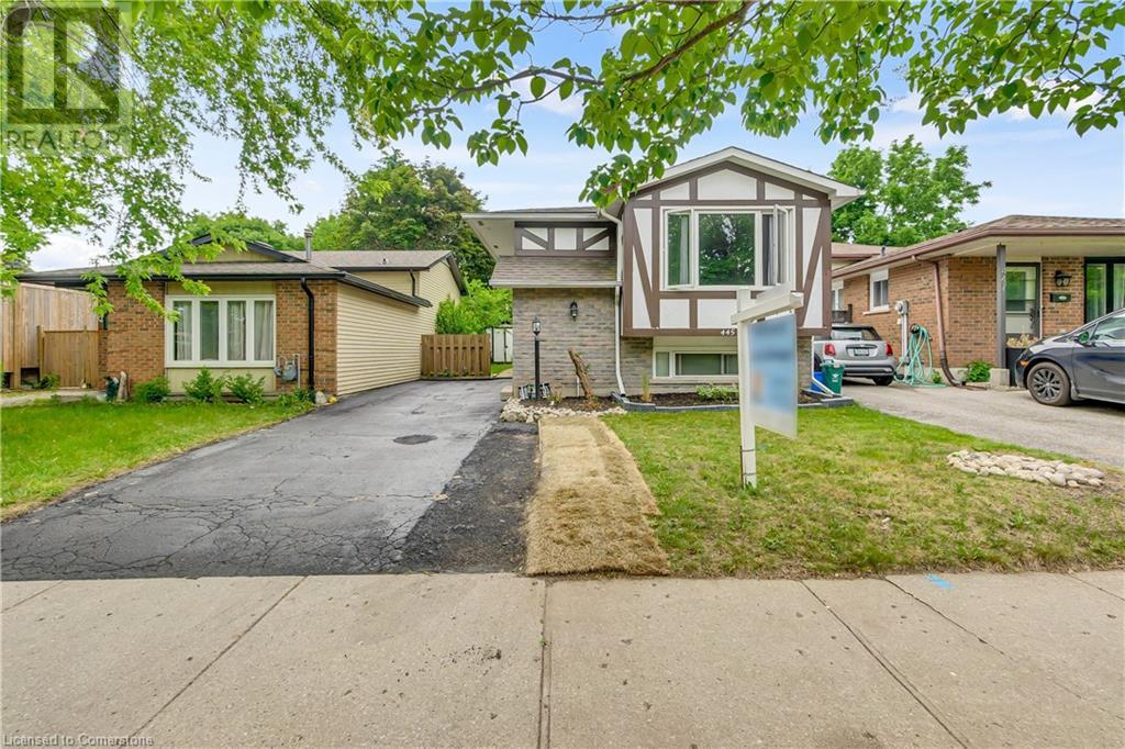 445 Drummerhill Crescent, Waterloo, Ontario  N2T 1G3 - Photo 2 - 40755894