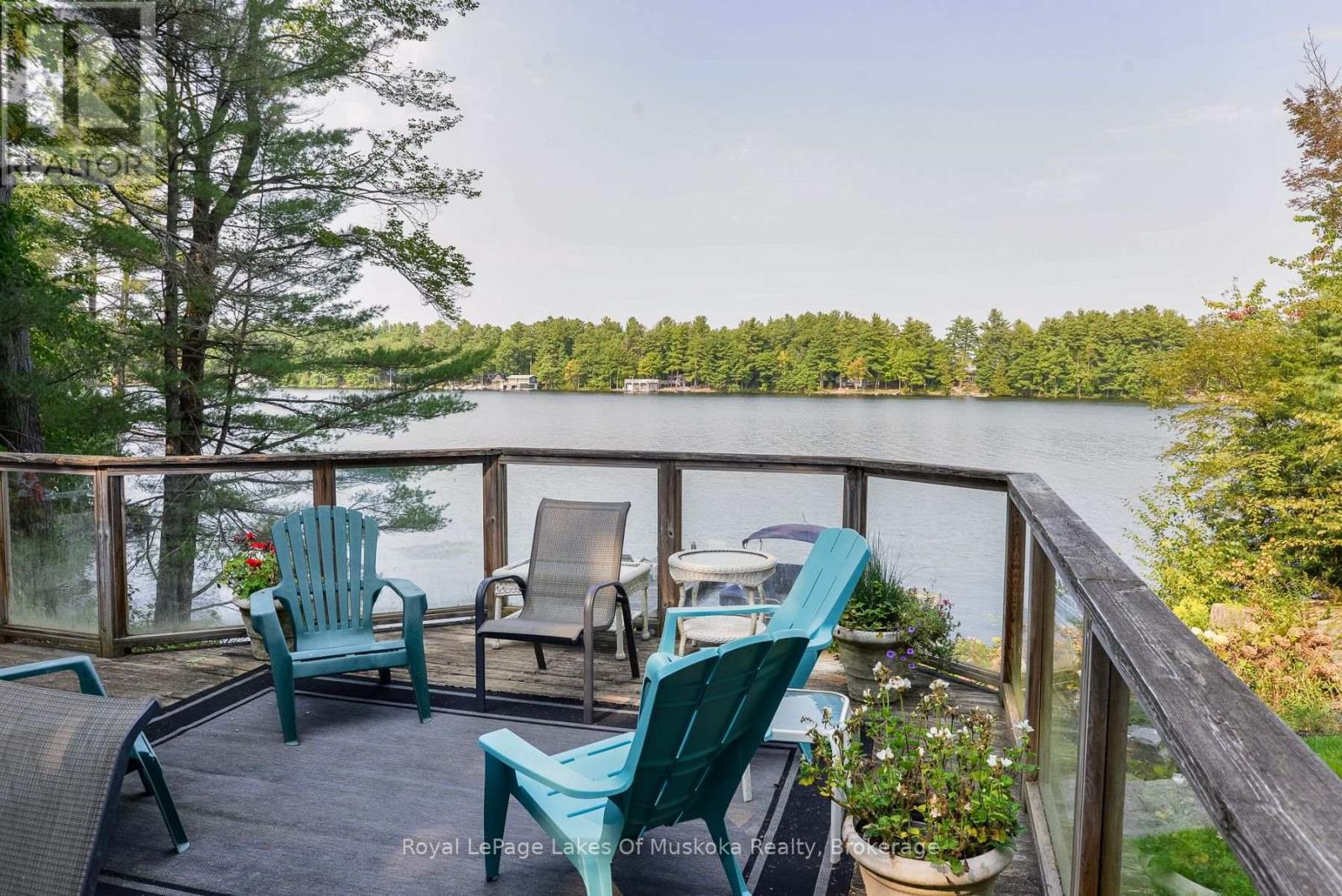 1029 Lakeshore Drive, Gravenhurst, Ontario  P1P 1R2 - Photo 6 - X12125664